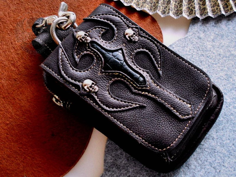 GÜRTELTASCHE HANDMADE AUS FEINSTEM RINDSLEDER