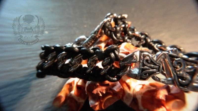 Armband aus Edelstahl