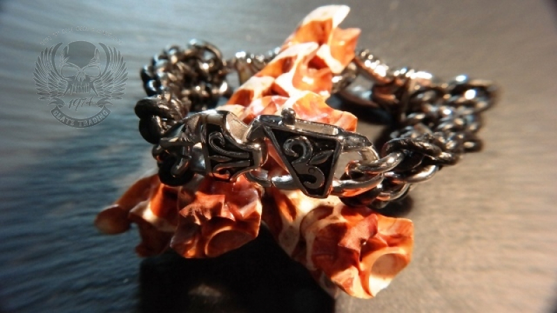 Armband aus Edelstahl