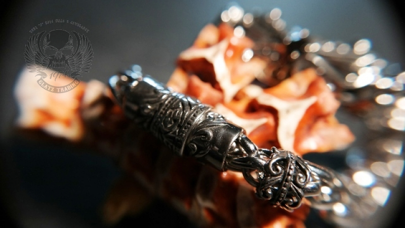 Armband aus Edelstahl