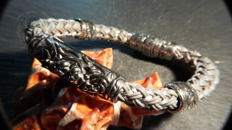 Armband aus Edelstahl
